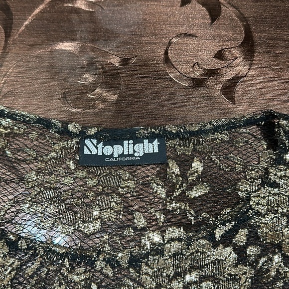 Stoplight Vintage 80s Lace Crop Fish Tail Top / Hi Lo Blouse / - Picture 9 of 11